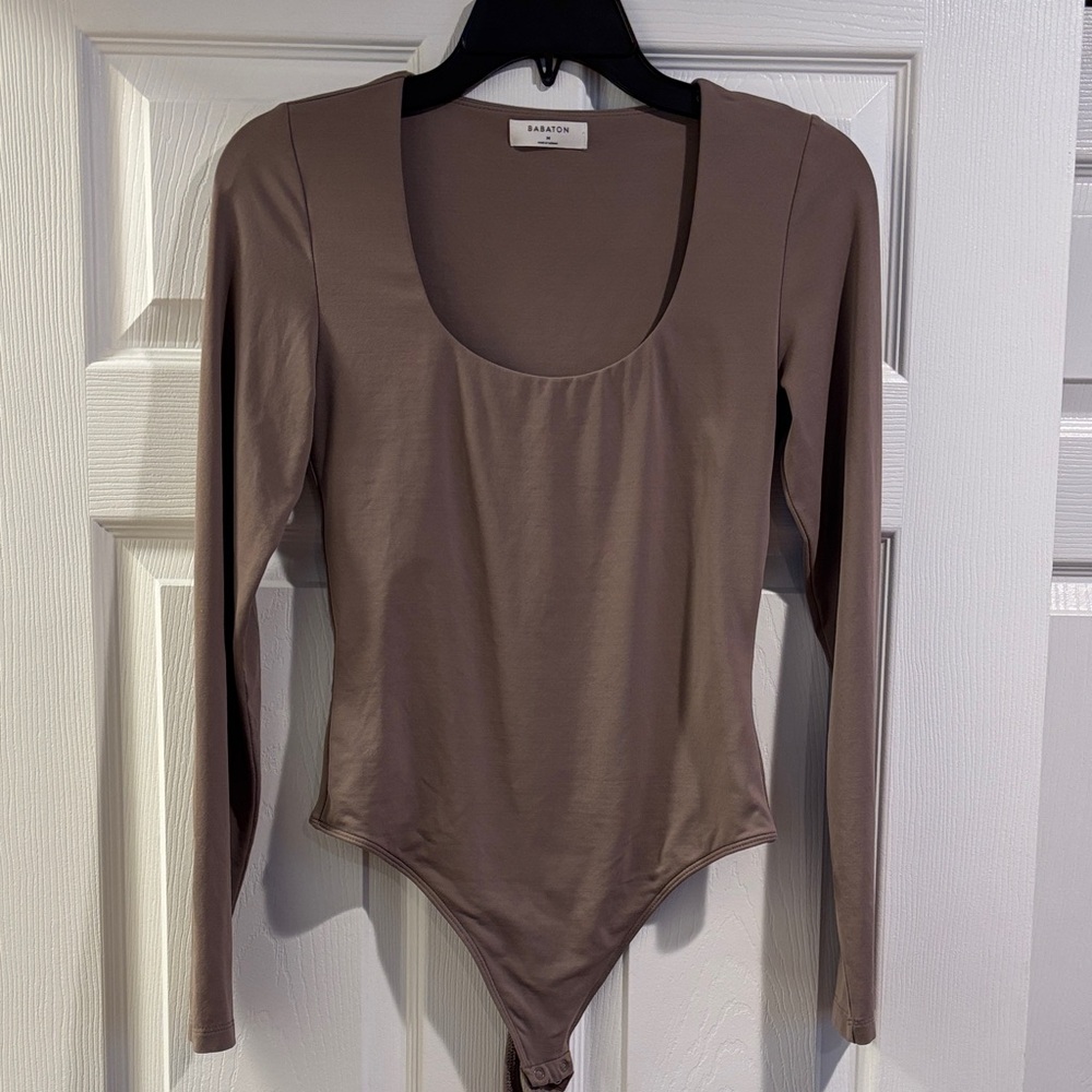 🤎BABATON Scoop Neck Long Sleeve Body Suit in Cocoa Brown Size Medium